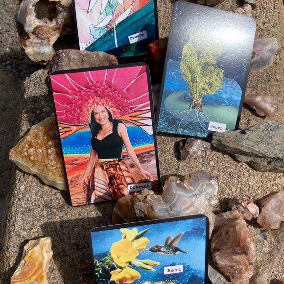 Build Your World Oracle Deck by Artist Lillian Connelly Tarot Divination Cards - Picture 4 of 4